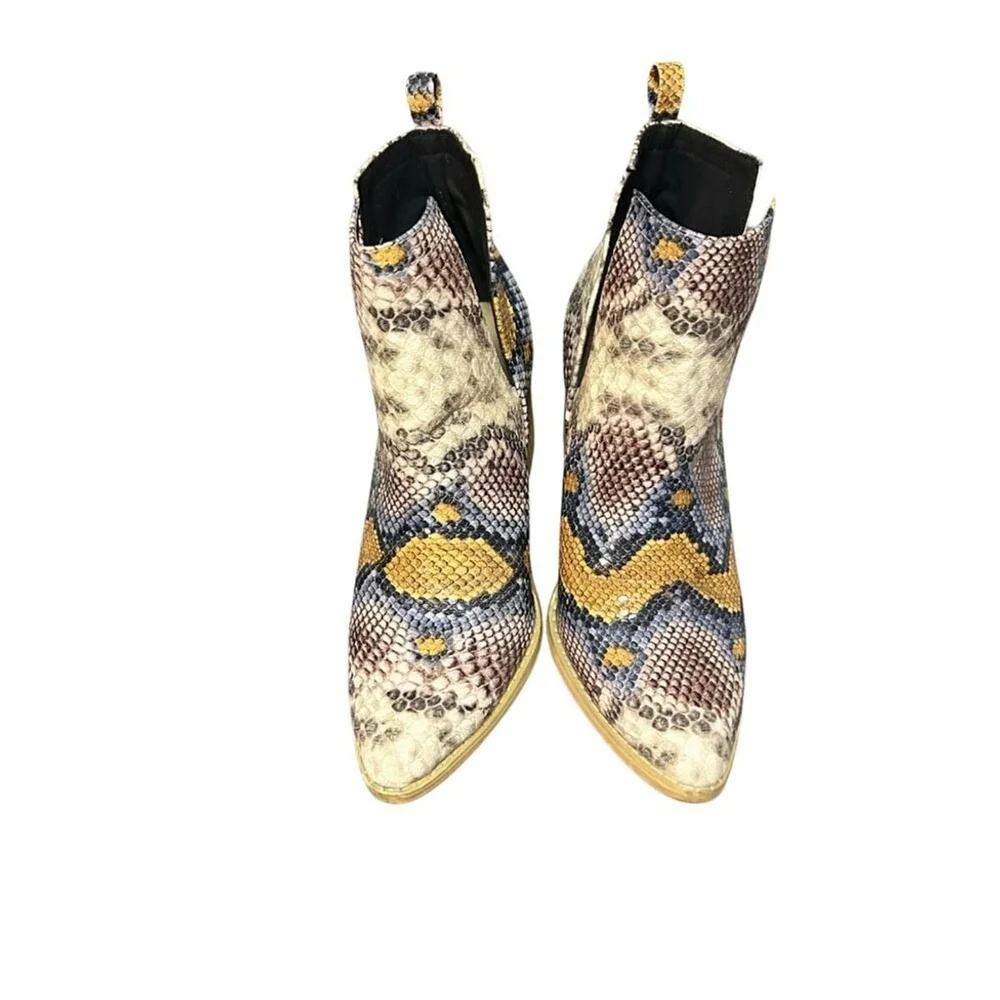 Arider Girl Faux Snakeskin Ankle Booties Size 7